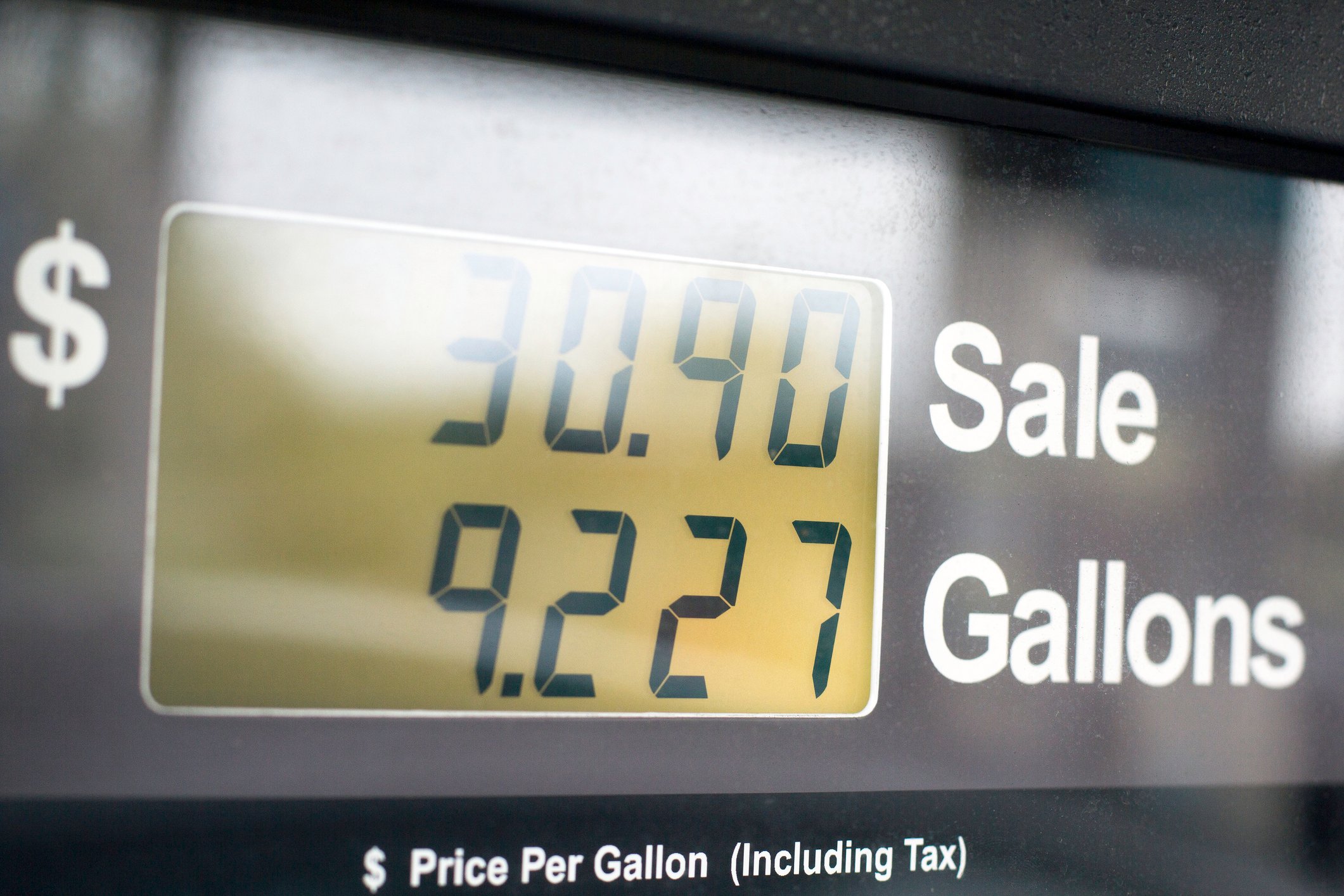 Gas pump price of sale per gallon.